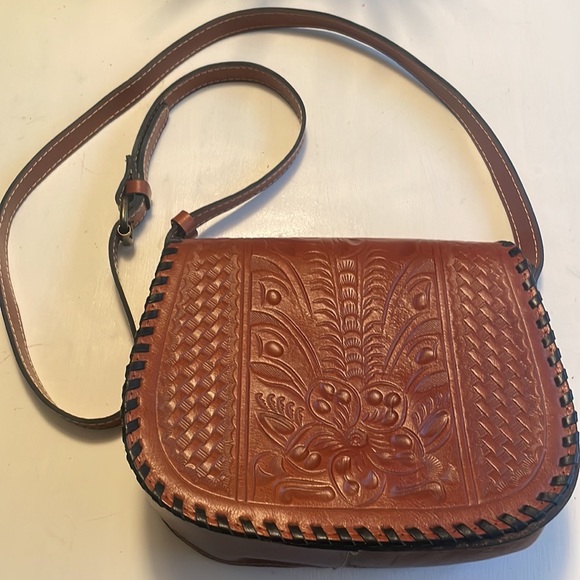 Patricia Nash Bags Patricia Nash Salerno Saddle Crossbody Poshmark